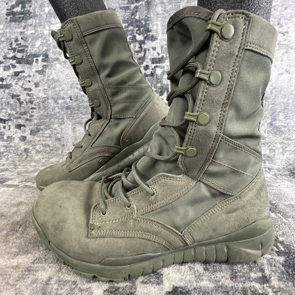 Nike Other - Nike Mens 8.5 SFB Field 8" Tactical Special Forces  Boots Sage Green Combat